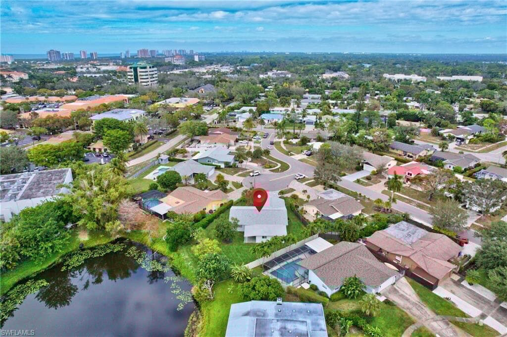 1084 Lake Shore Ct, Naples, FL 34103-50