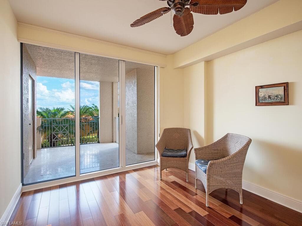 6597 Nicholas Blvd 503, Naples, FL 34108-11