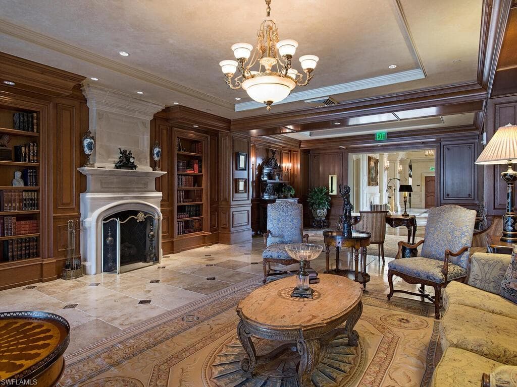 6597 Nicholas Blvd 503, Naples, FL 34108-17