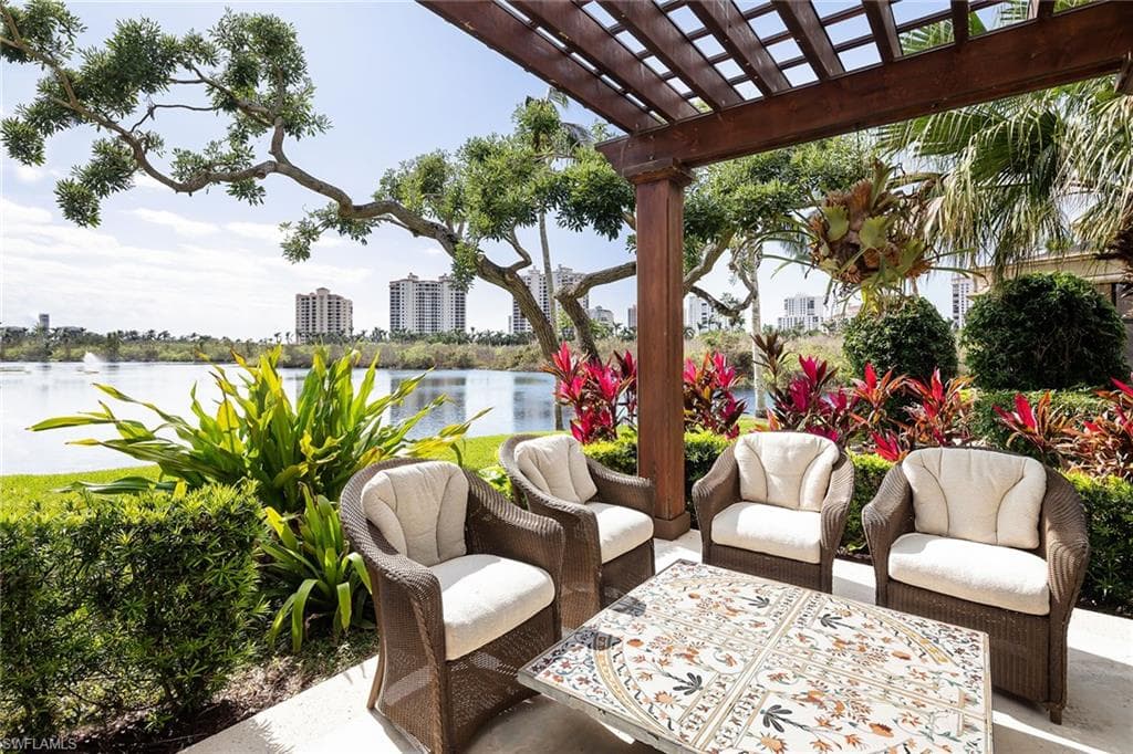 7331 Tilden Ln, Naples, FL 34108-14