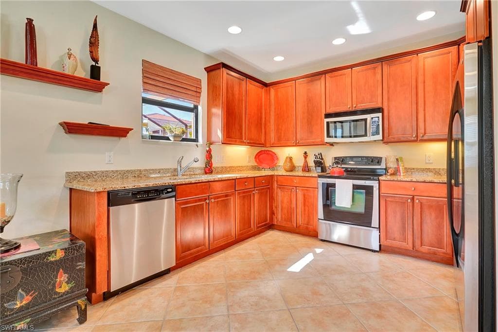 1224 Manado Dr, Naples, FL 34113-11
