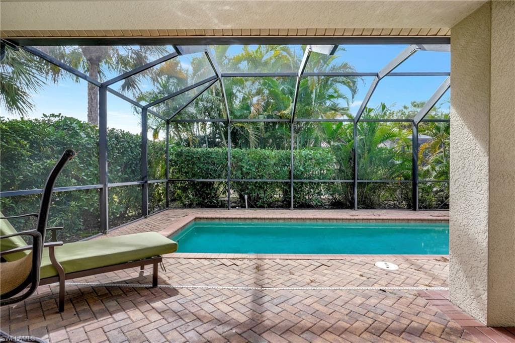 1224 Manado Dr, Naples, FL 34113-21