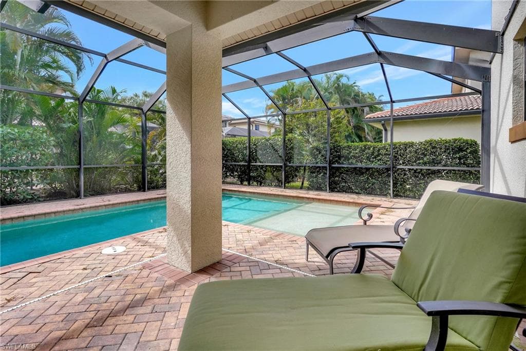 1224 Manado Dr, Naples, FL 34113-22