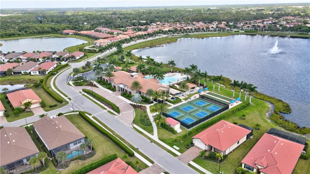 1224 Manado Dr, Naples, FL 34113-41