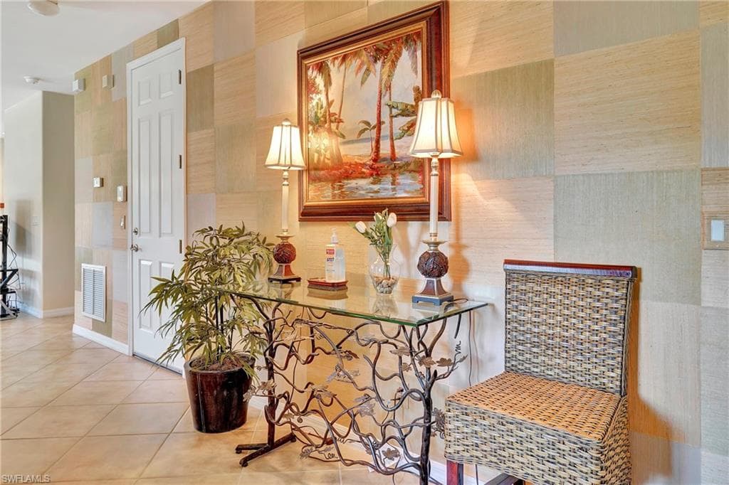 1224 Manado Dr, Naples, FL 34113-7
