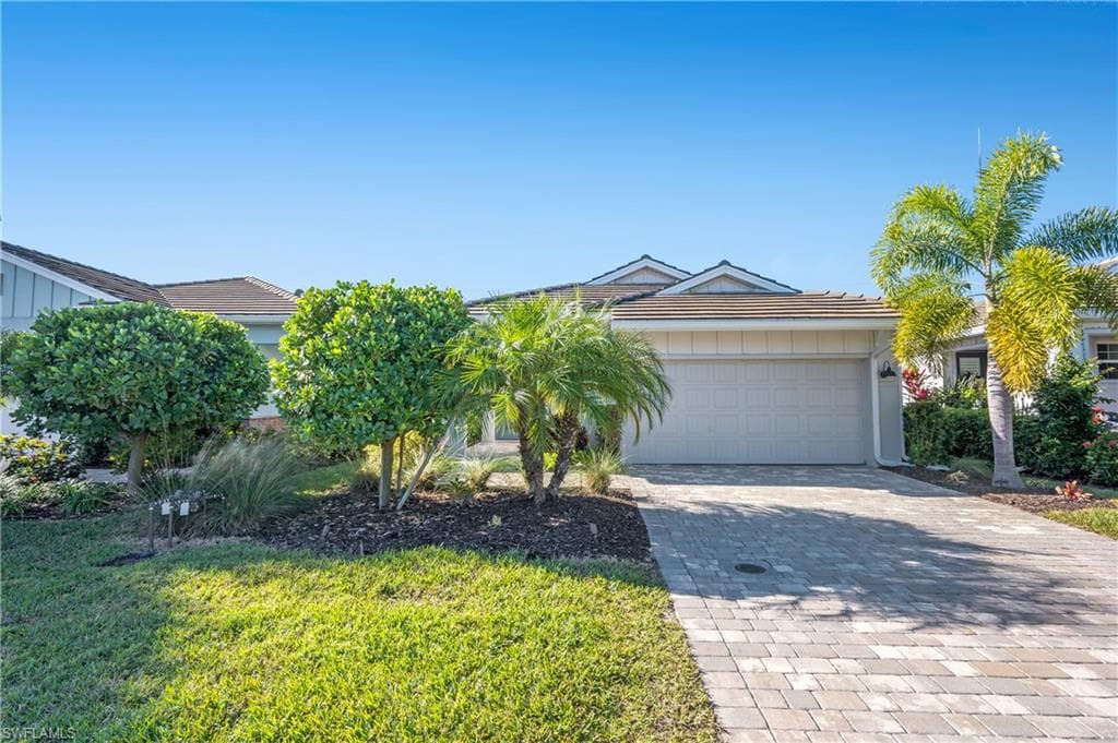 28483 Captiva Shell Loop, Bonita Springs, FL 34135-12