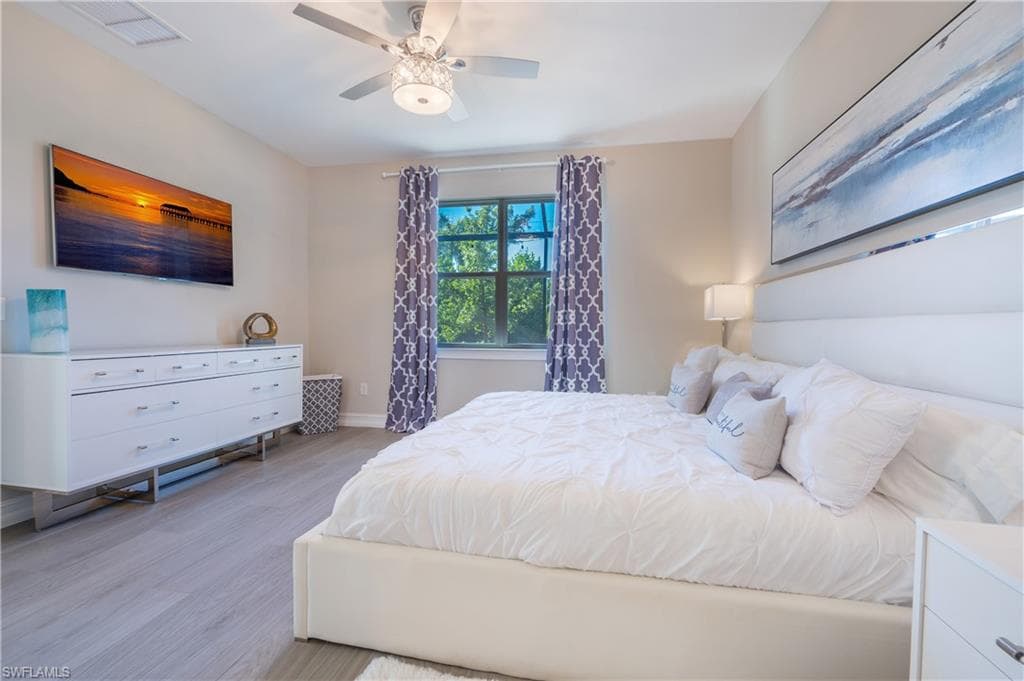 28483 Captiva Shell Loop, Bonita Springs, FL 34135-15
