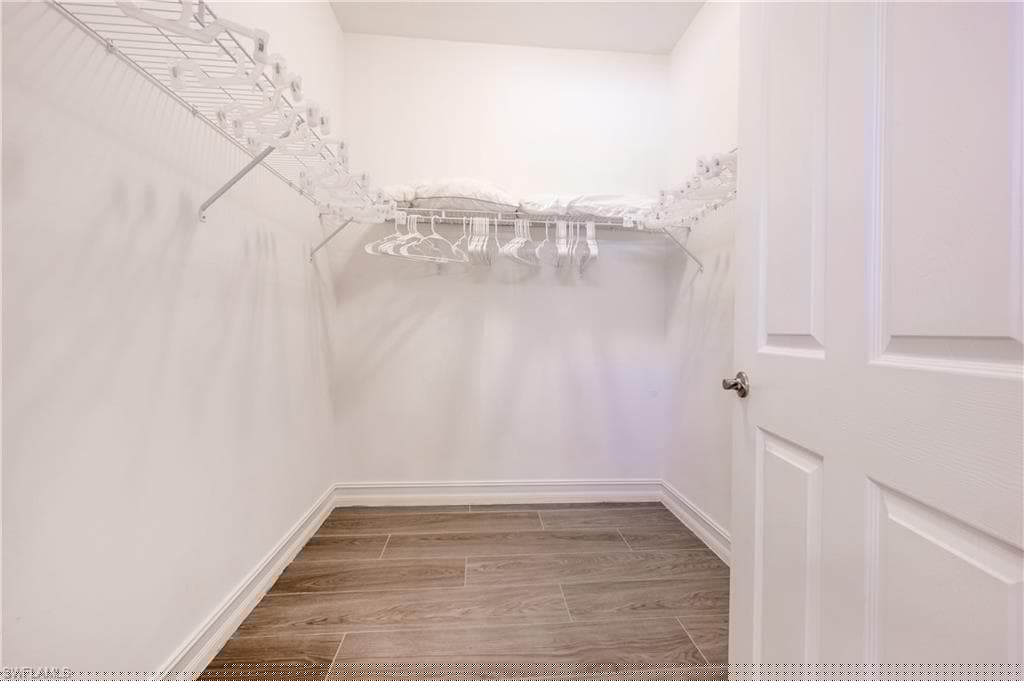 28483 Captiva Shell Loop, Bonita Springs, FL 34135-16