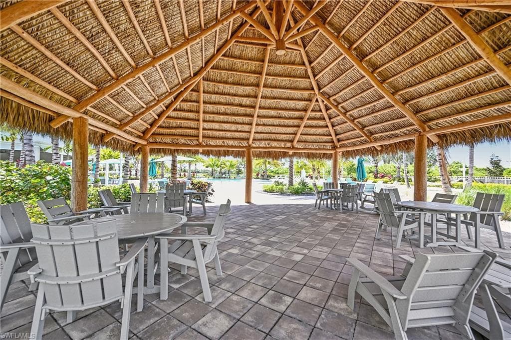 28483 Captiva Shell Loop, Bonita Springs, FL 34135-28