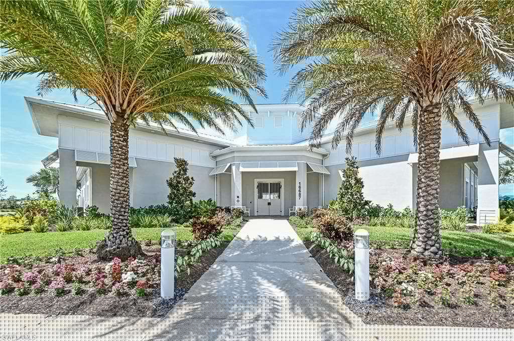28483 Captiva Shell Loop, Bonita Springs, FL 34135-39