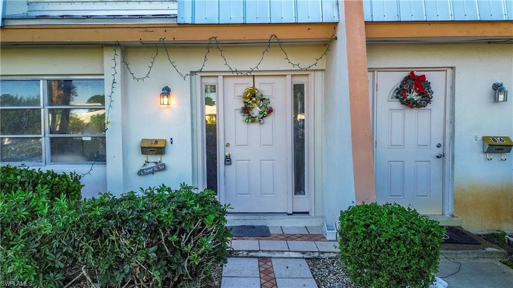 4924 Hawaii Blvd 5, Naples, FL 34112-12