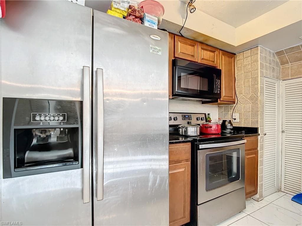 4924 Hawaii Blvd 5, Naples, FL 34112-30