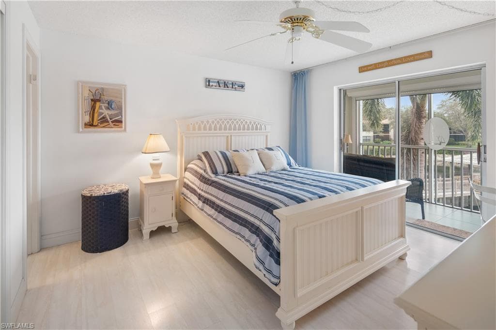 3150 Binnacle Dr 214, Naples, FL 34103-11