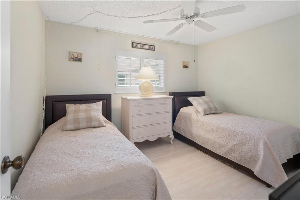 3150 Binnacle Dr 214, Naples, FL 34103-13