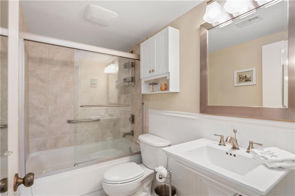 3150 Binnacle Dr 214, Naples, FL 34103-14