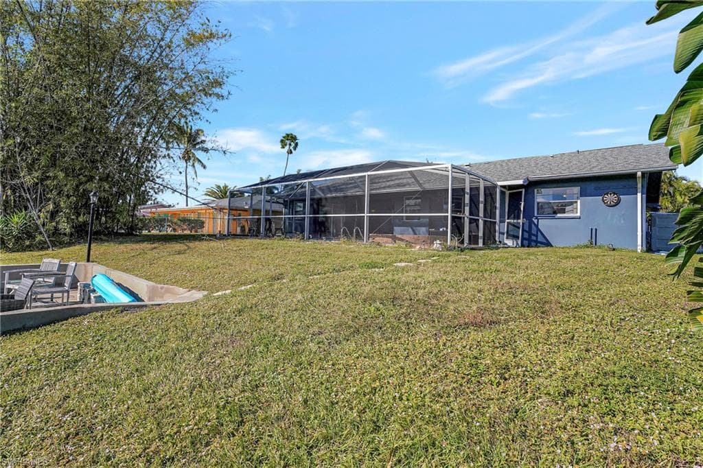2302 15th Ter, Cape Coral, FL 33990-22