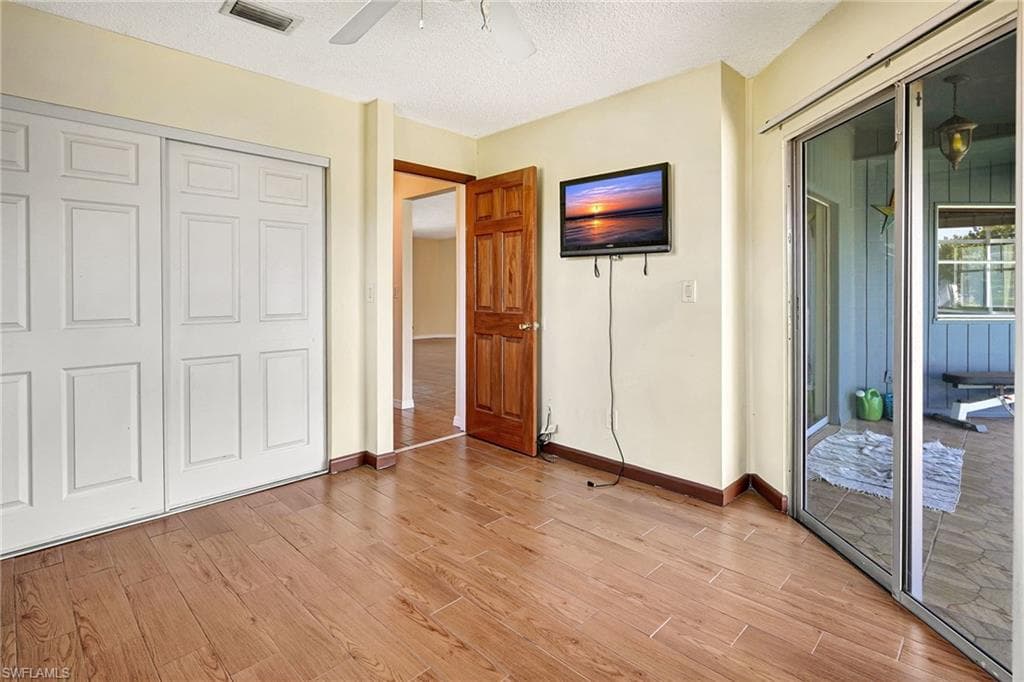 2302 15th Ter, Cape Coral, FL 33990-39