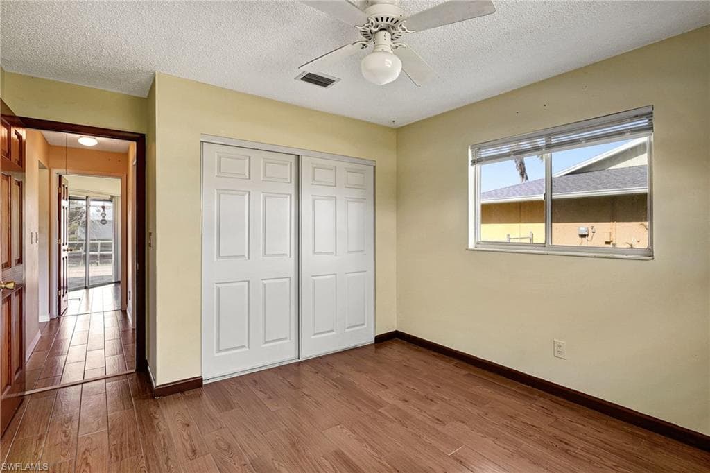 2302 15th Ter, Cape Coral, FL 33990-45