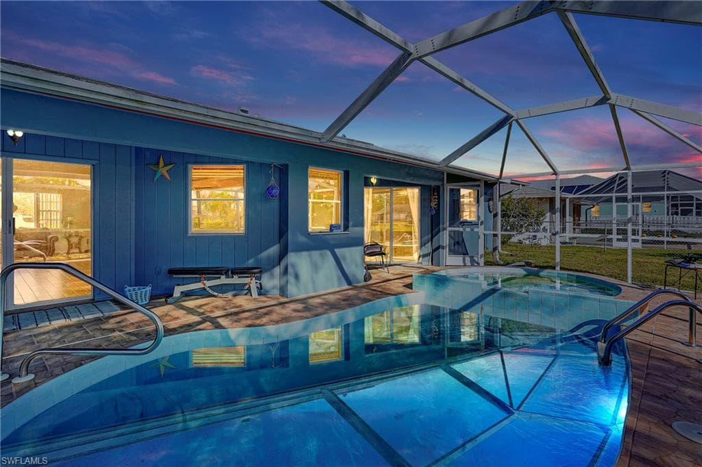 2302 15th Ter, Cape Coral, FL 33990-51
