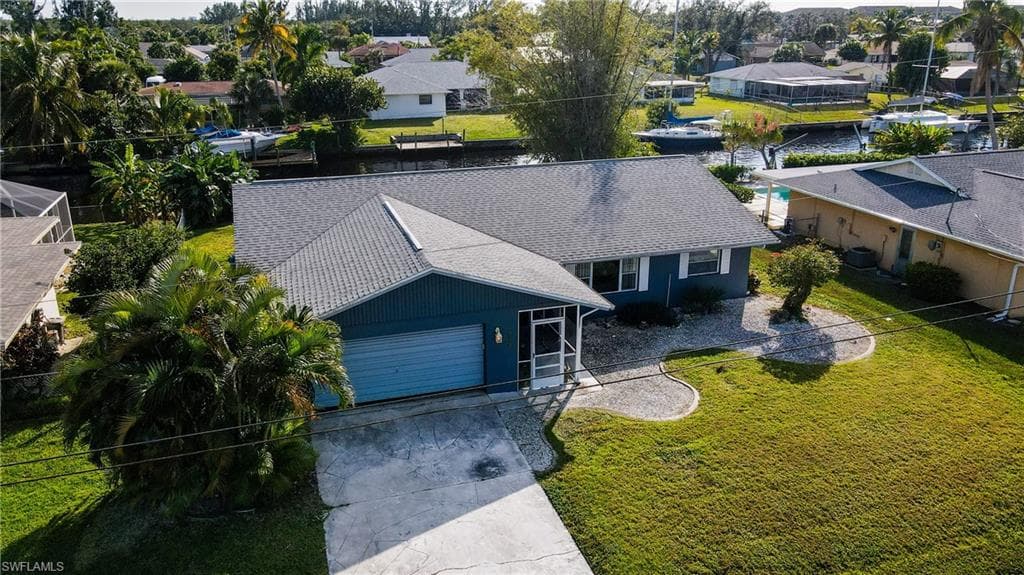 2302 15th Ter, Cape Coral, FL 33990-5