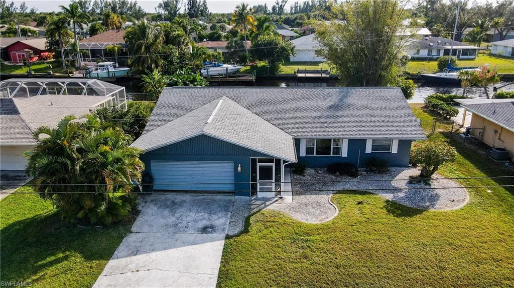 2302 15th Ter, Cape Coral, FL 33990-6