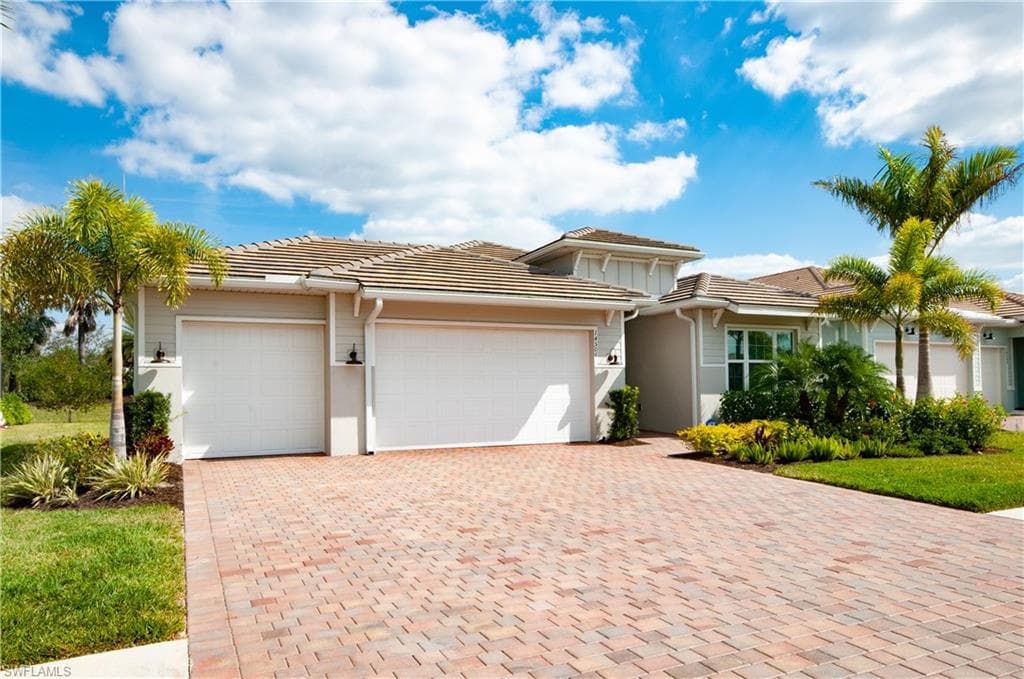 14506 Kelson Cir, Naples, FL 34114-4
