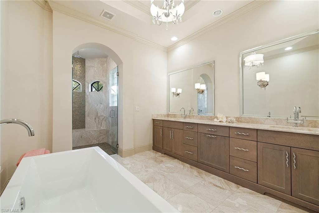16540 Cellini Ln, Naples, FL 34110-18