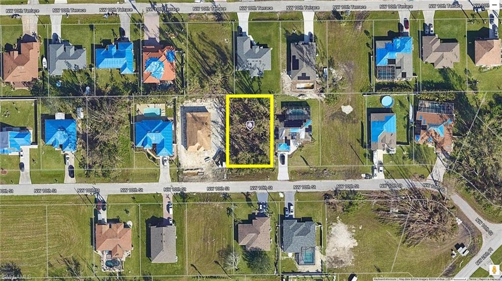 2907 10th St, Cape Coral, FL 33993-2