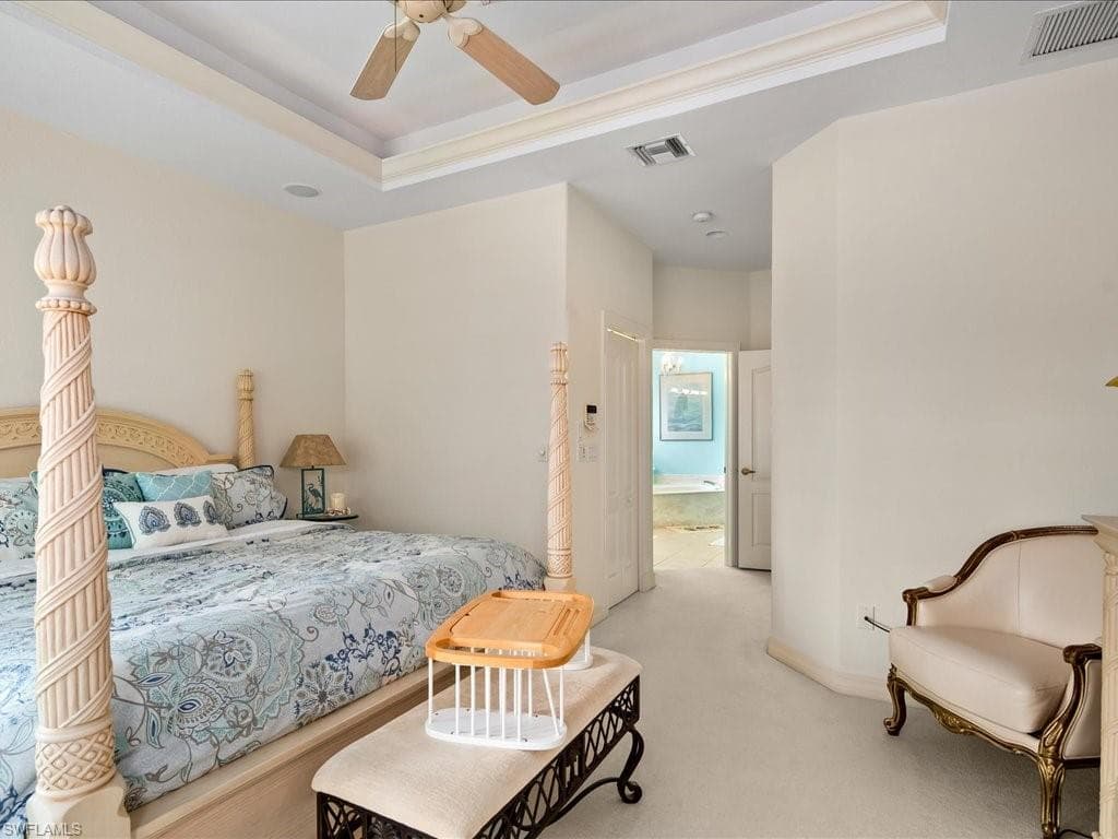 6932 Mauna Loa Ln, Naples, FL 34113-19