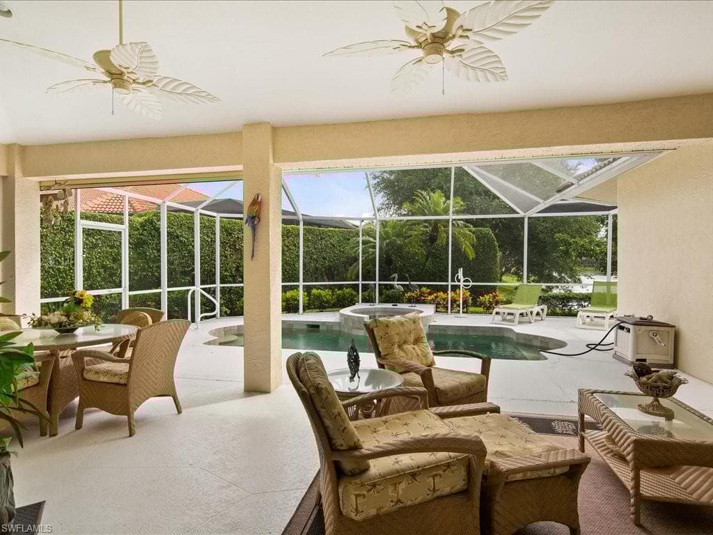 6932 Mauna Loa Ln, Naples, FL 34113-26