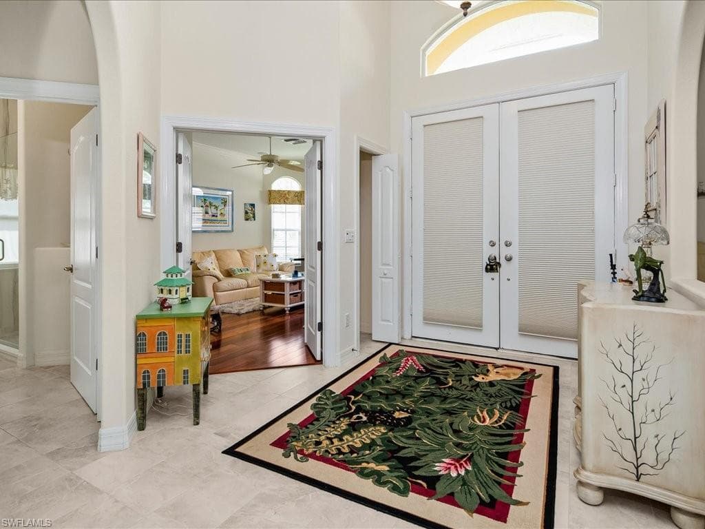 6932 Mauna Loa Ln, Naples, FL 34113-6