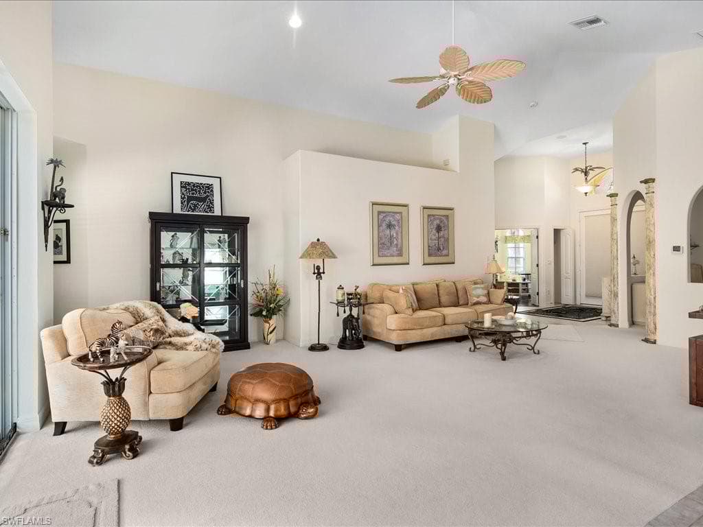 6932 Mauna Loa Ln, Naples, FL 34113-8
