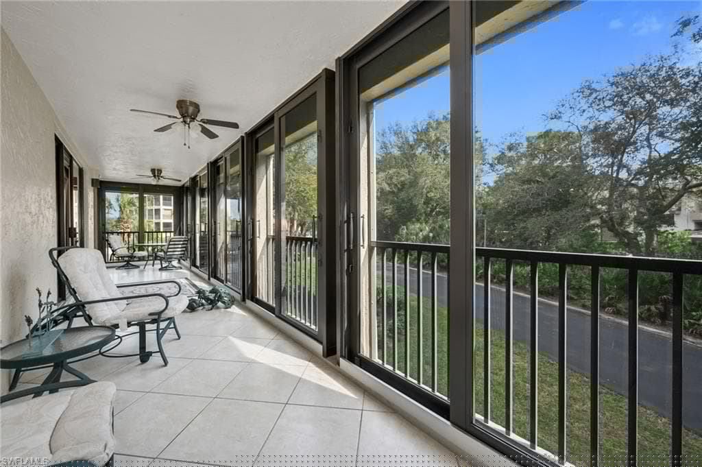 6040 Pelican Bay Blvd D-105, Naples, FL 34108-10