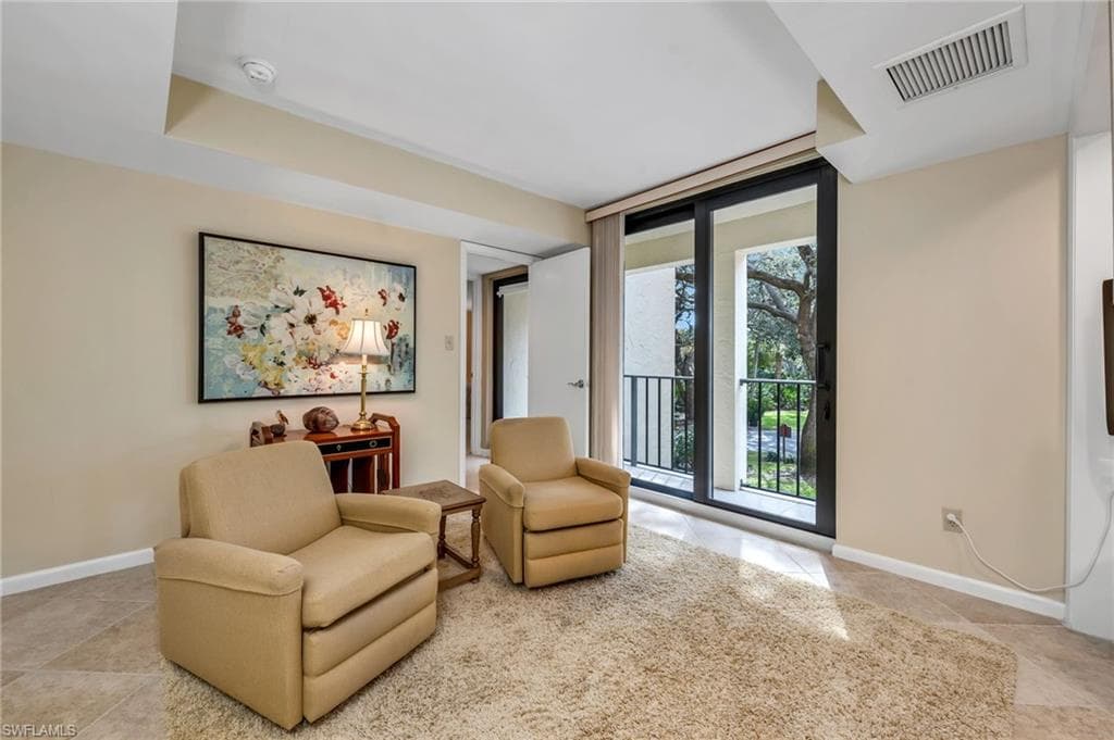 6040 Pelican Bay Blvd D-105, Naples, FL 34108-15