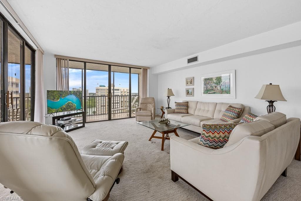 11 Bluebill Ave 1006, Naples, FL 34108-3