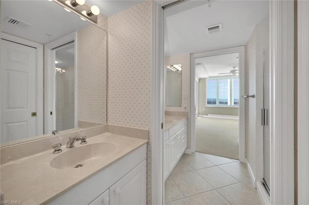 6849 Grenadier Blvd 802, Naples, FL 34108-16
