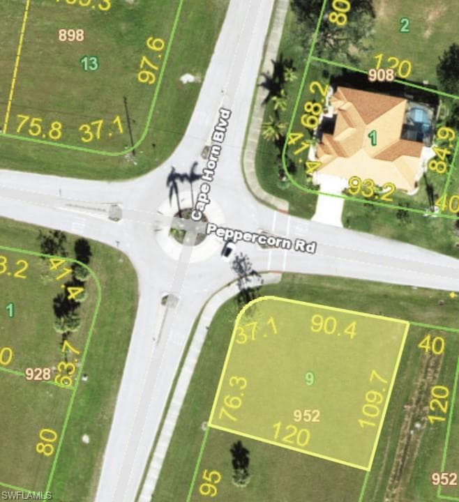 17230 Cape Horn Blvd, Punta Gorda, FL 33955-3