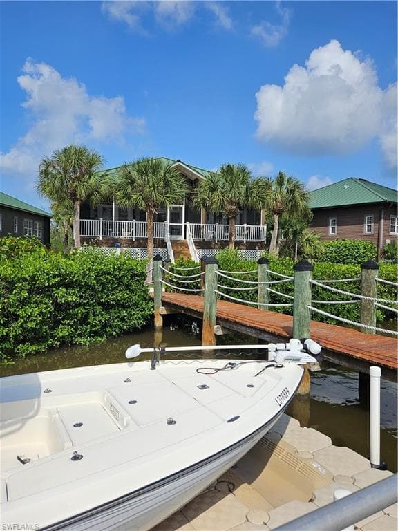 305 Storter Ave N, Everglades City, FL 34139-3