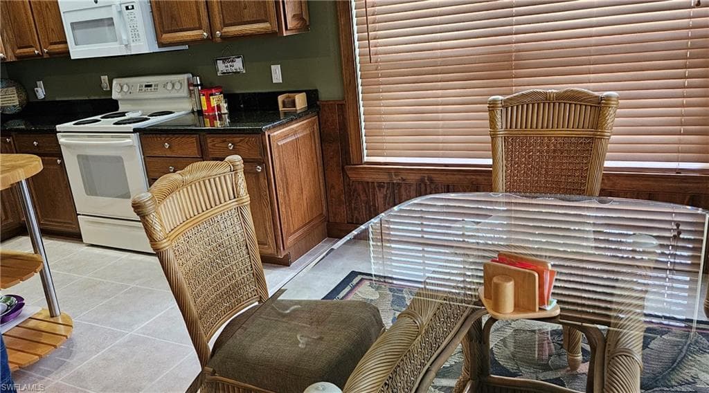 305 Storter Ave N, Everglades City, FL 34139-8
