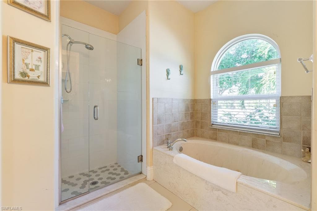 1525 San Marco Rd, Marco Island, FL 34145-21