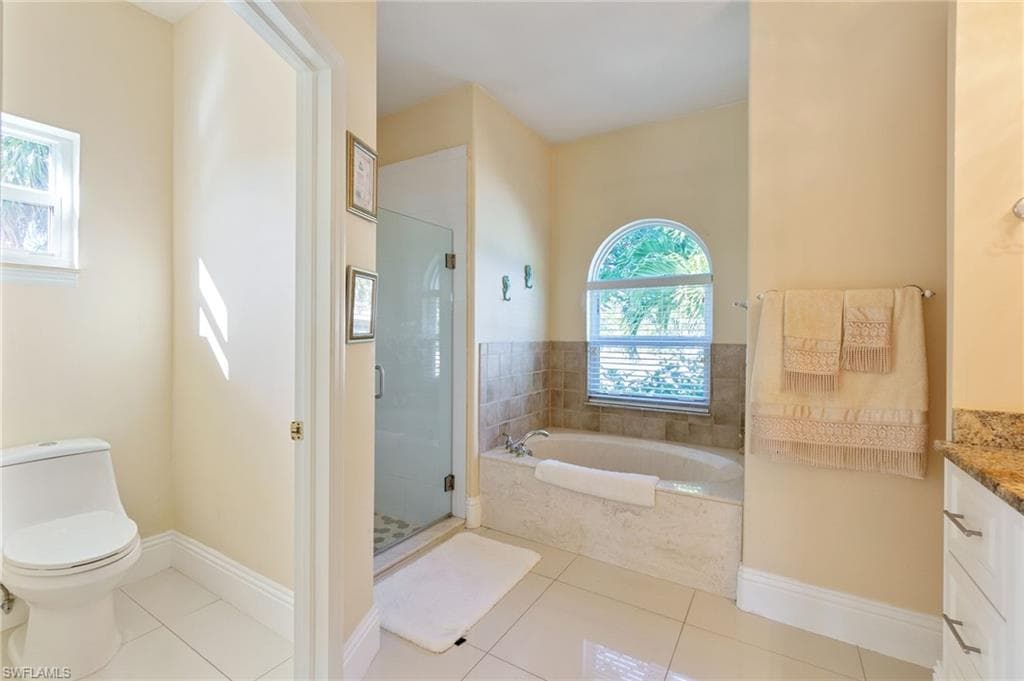 1525 San Marco Rd, Marco Island, FL 34145-22