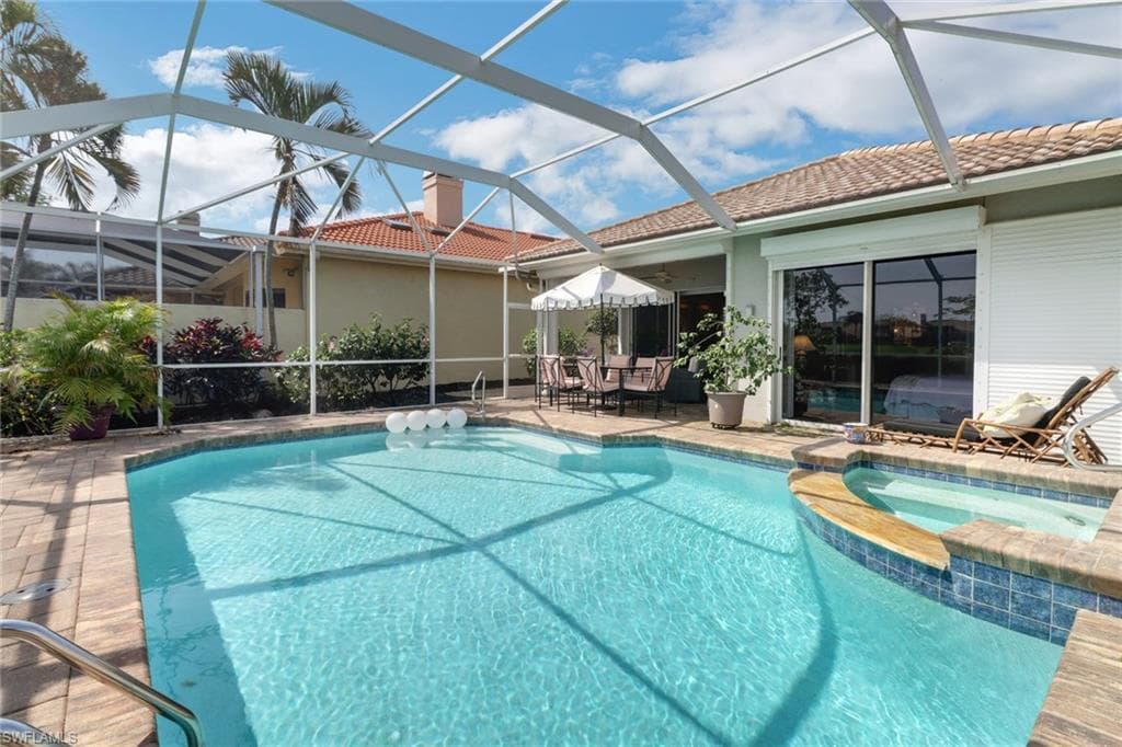 11484 Quail Village Way 216-0, Naples, FL 34119-3