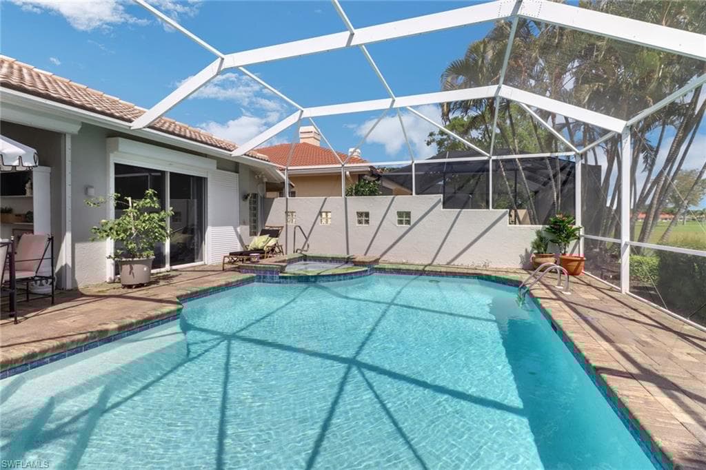 11484 Quail Village Way 216-0, Naples, FL 34119-4