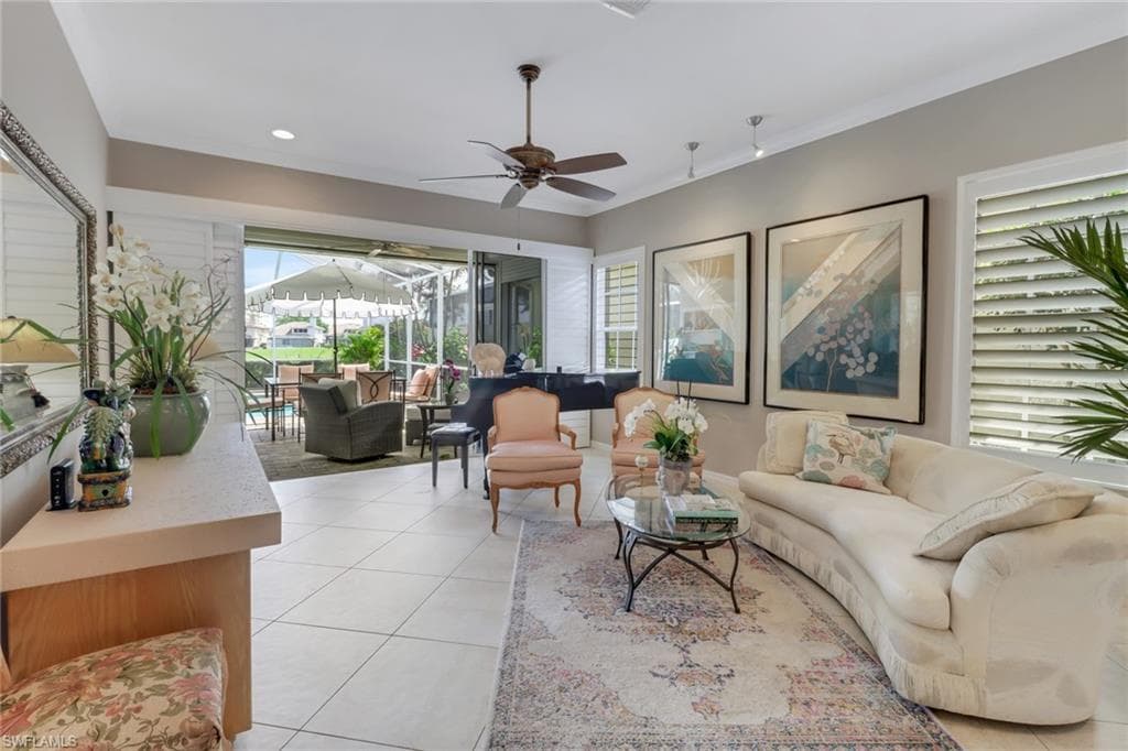 11484 Quail Village Way 216-0, Naples, FL 34119-6