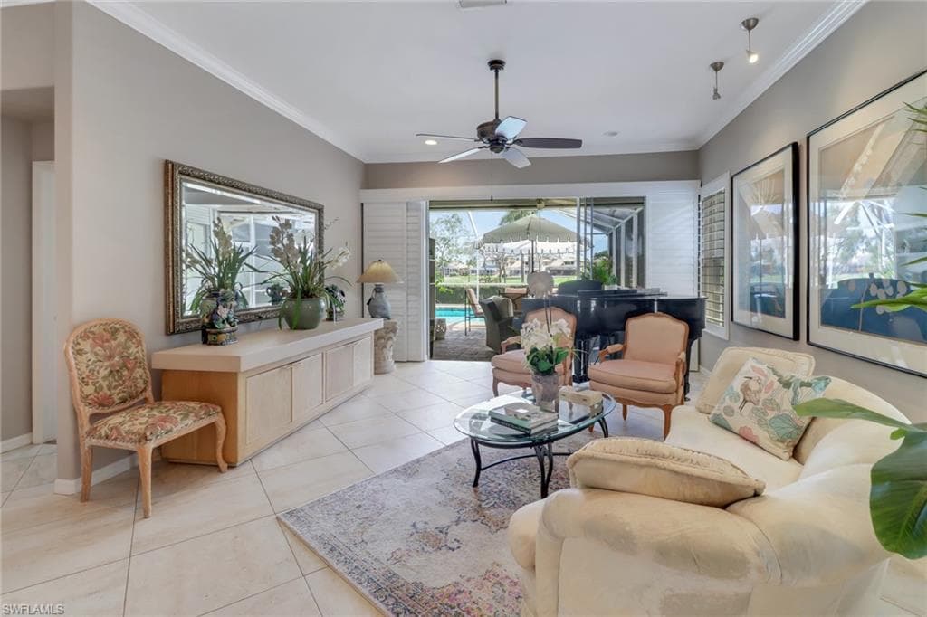 11484 Quail Village Way 216-0, Naples, FL 34119-7