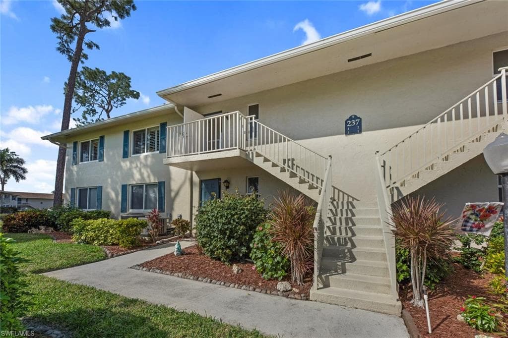 237 Albi Rd 4, Naples, FL 34112-6