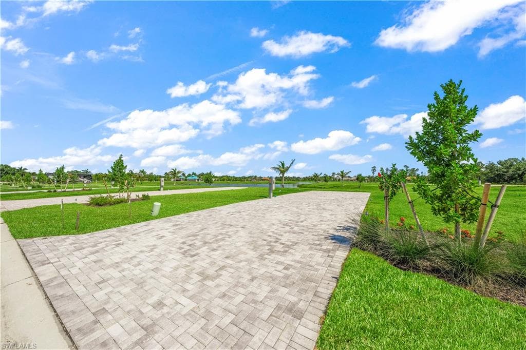 5458 Laguna Caribe Cir, Fort Myers, FL 33905-5