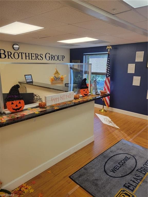 4627 Arnold Ave, Naples, FL 34104-8