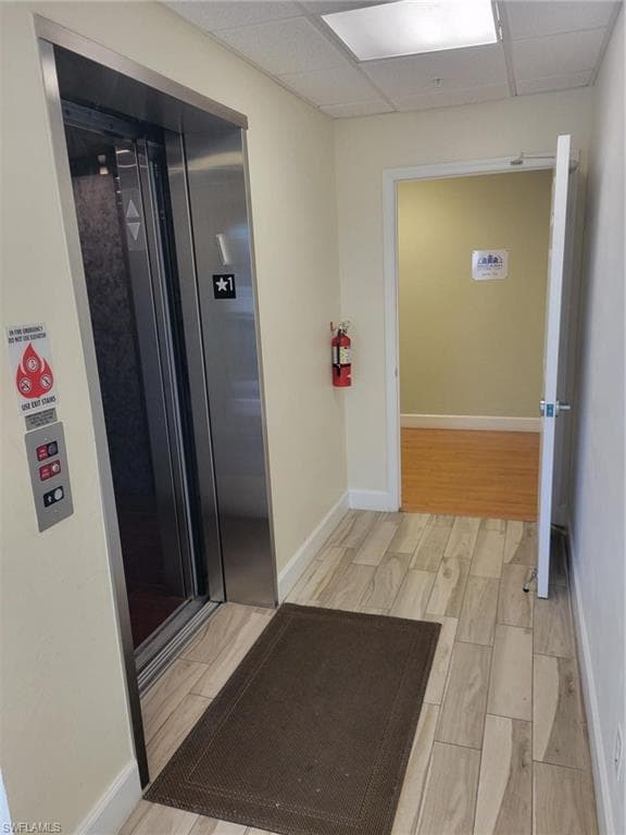 4627 Arnold Ave, Naples, FL 34104-3