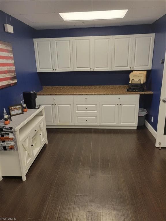 4627 Arnold Ave, Naples, FL 34104-4